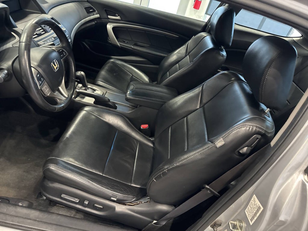 2011 Honda Accord Image 19