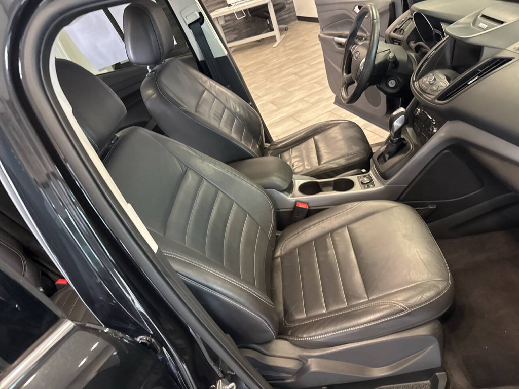 2015 Ford Escape Image 25