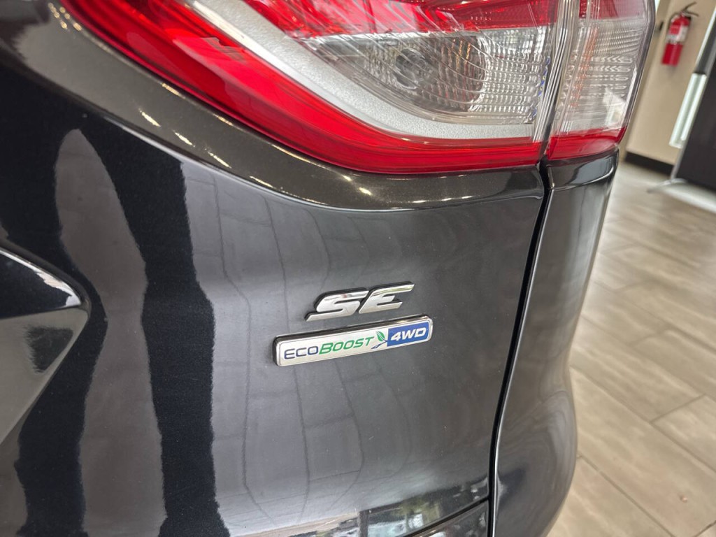2015 Ford Escape Image 35