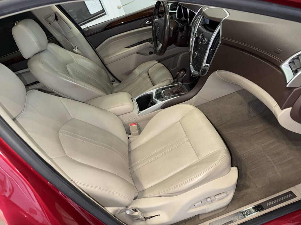 2012 Cadillac SRX Image 19