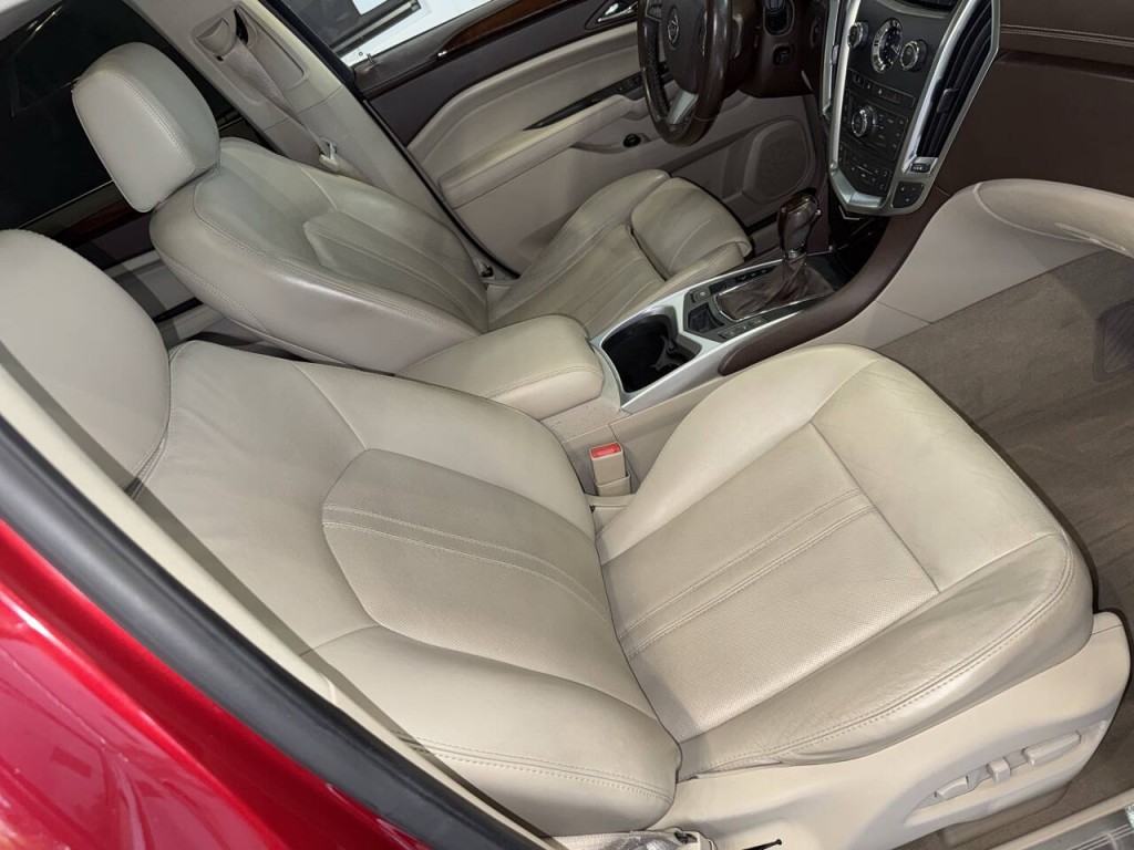 2012 Cadillac SRX Image 20