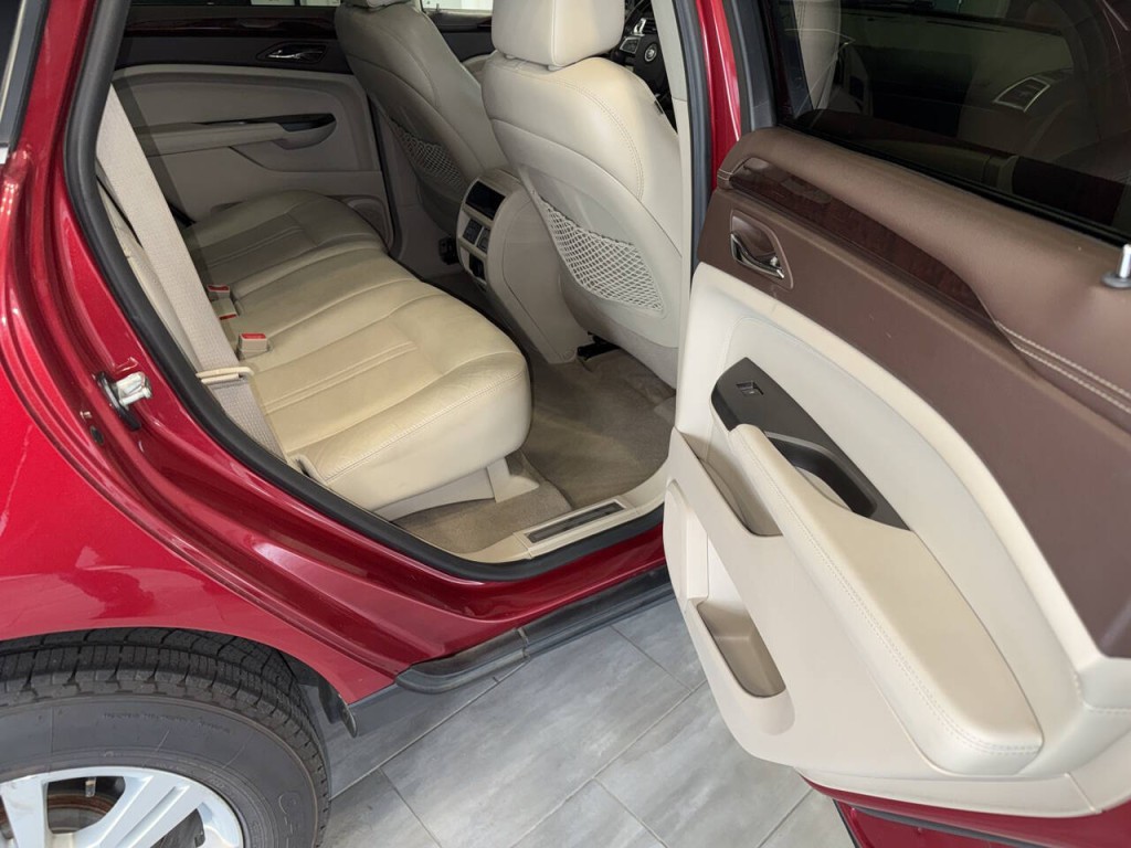 2012 Cadillac SRX Image 22