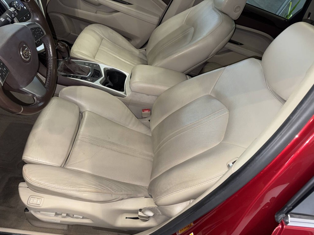 2012 Cadillac SRX Image 27