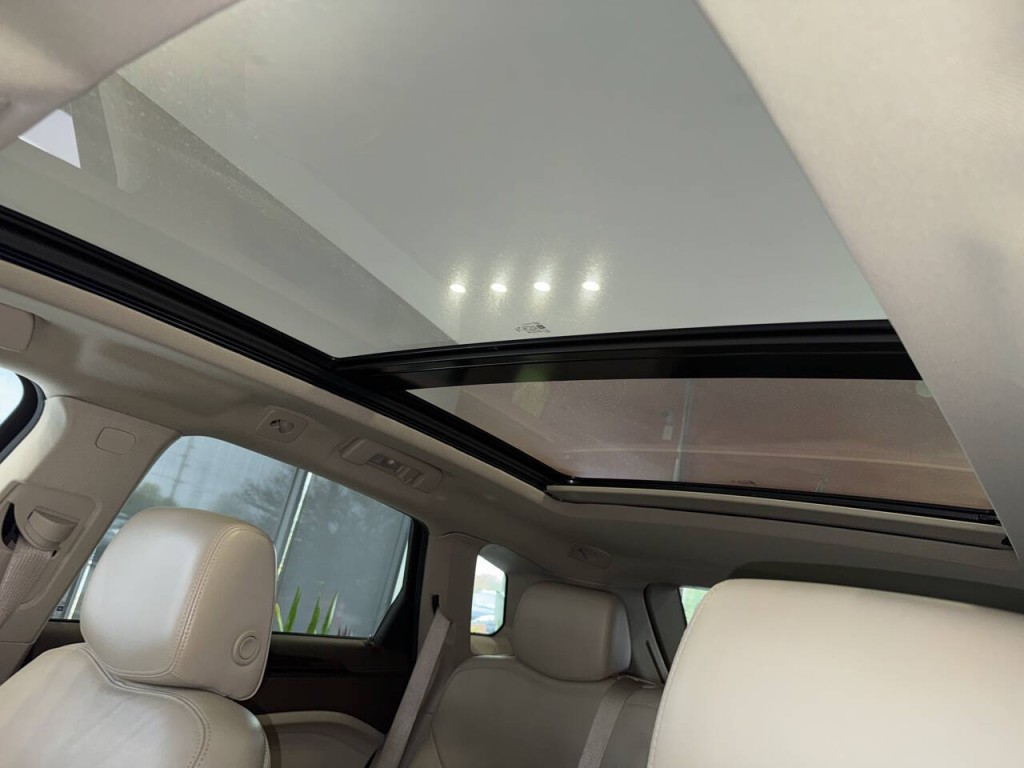 2012 Cadillac SRX Image 31