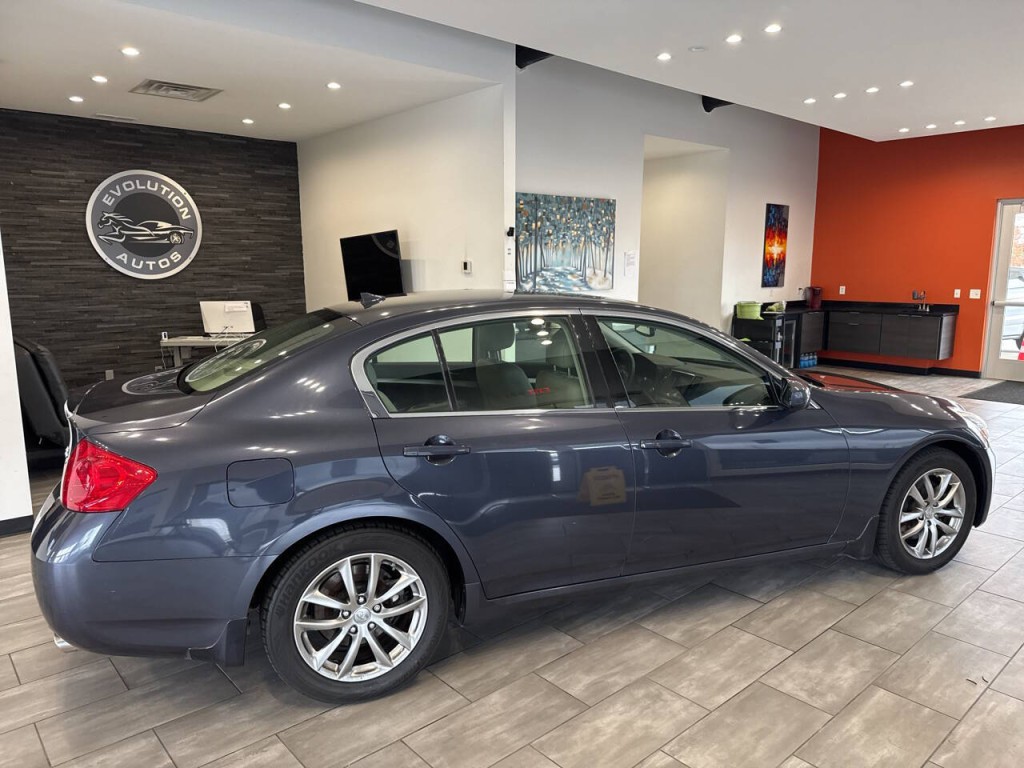 2007 INFINITI G35 Image 13