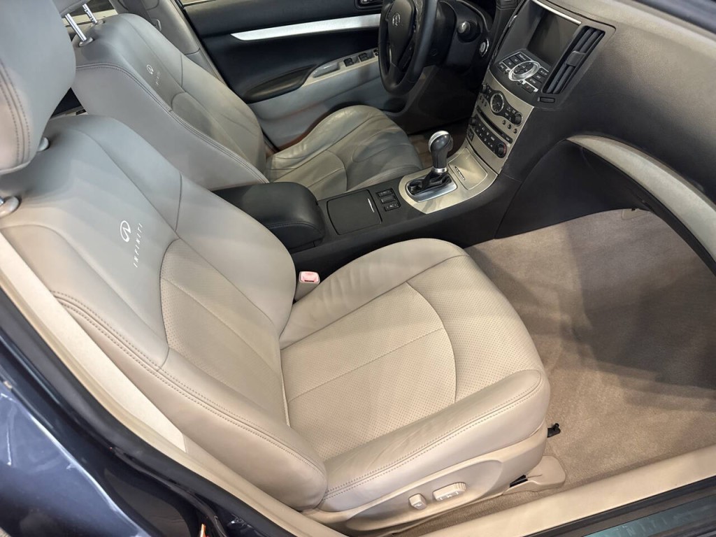 2007 INFINITI G35 Image 18