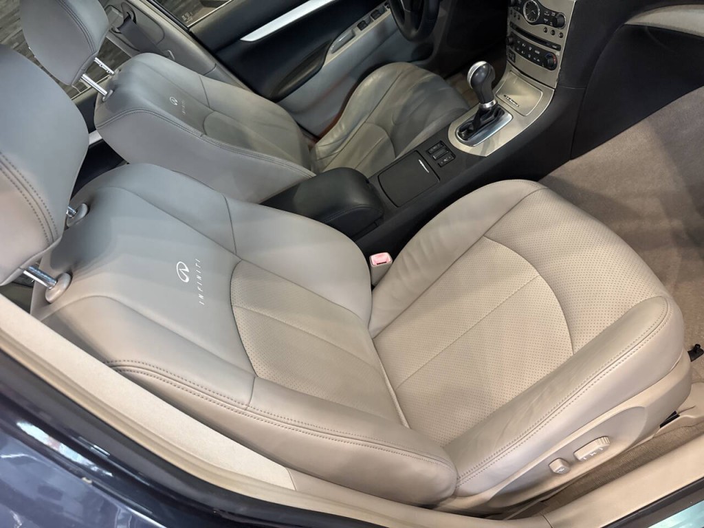 2007 INFINITI G35 Image 19