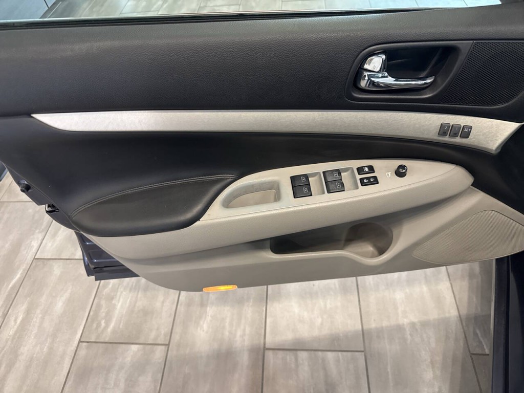 2007 INFINITI G35 Image 26