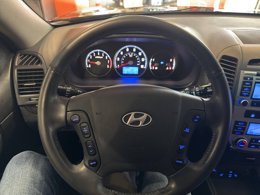 2009 Hyundai Santa Fe Image 32