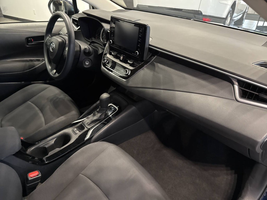 2022 Toyota Corolla Image 28