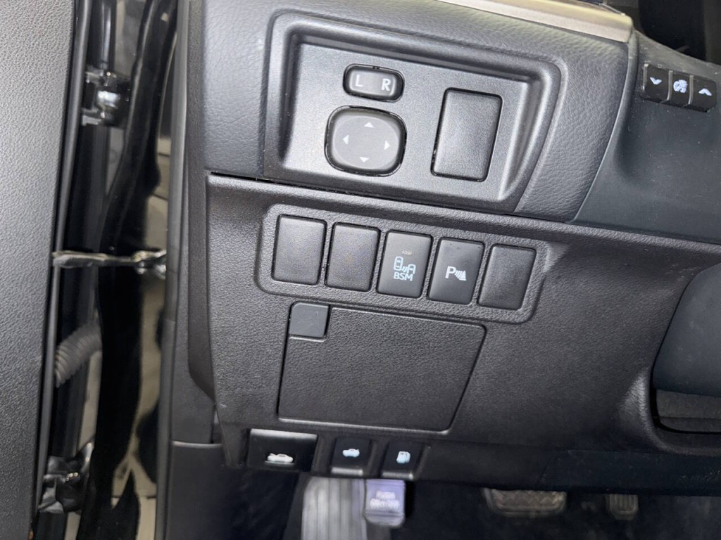 2015 Lexus ES 350 Image 39