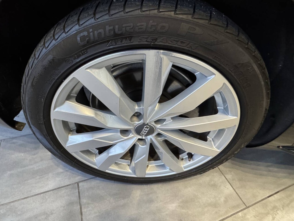 2018 Audi A4 Image 15