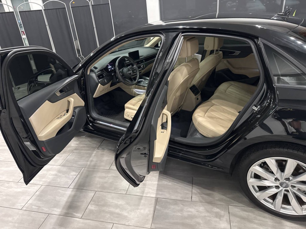 2018 Audi A4 Image 18