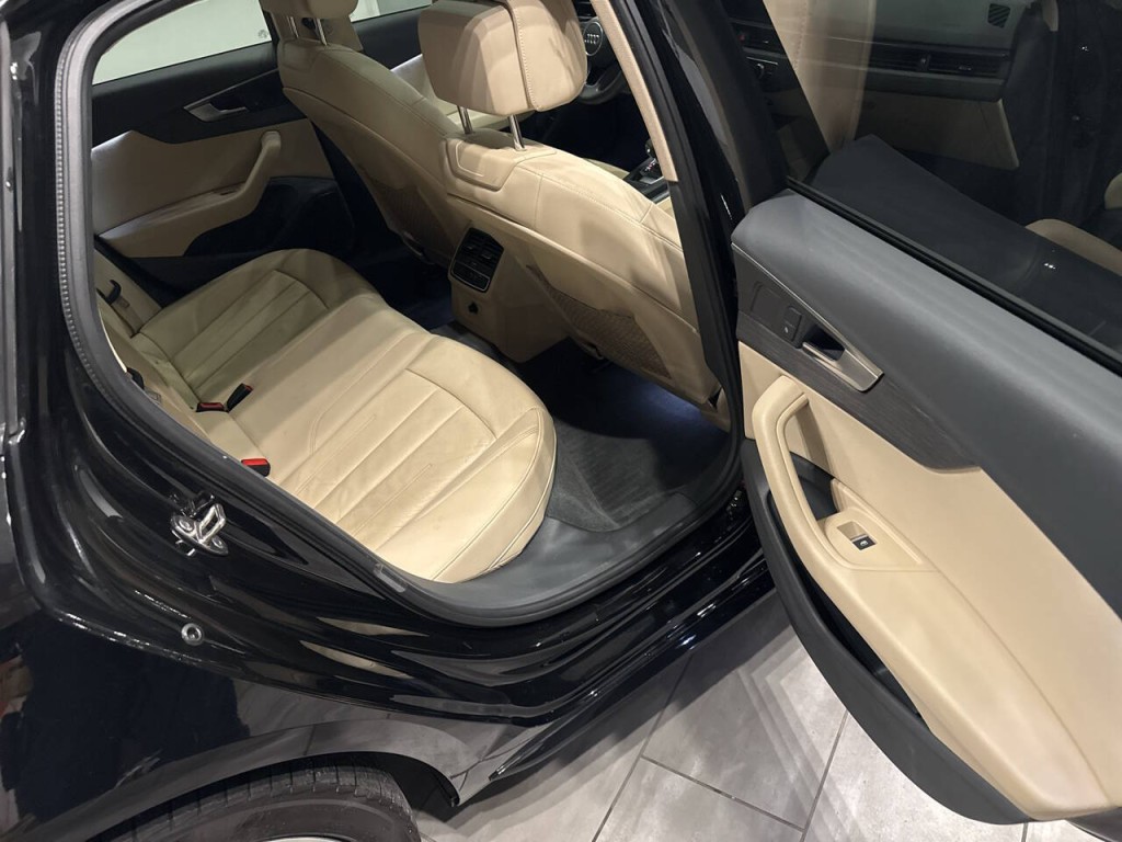 2018 Audi A4 Image 28