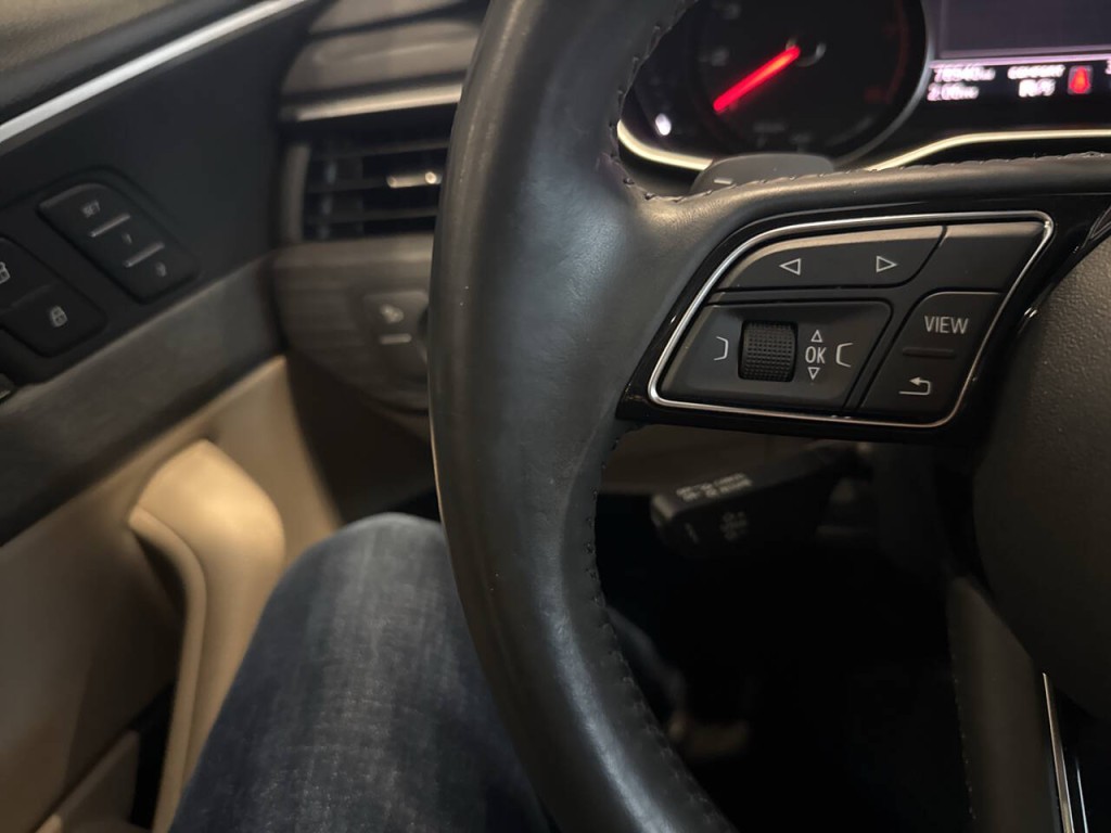 2018 Audi A4 Image 36