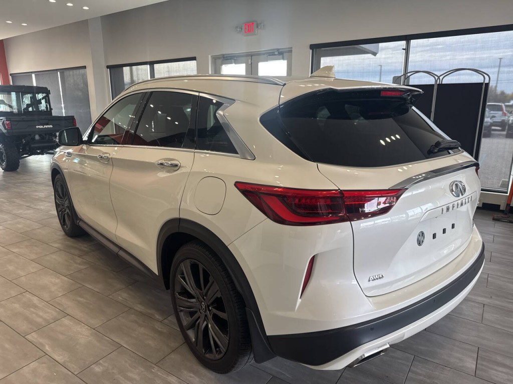 2020 INFINITI QX50 Image 9