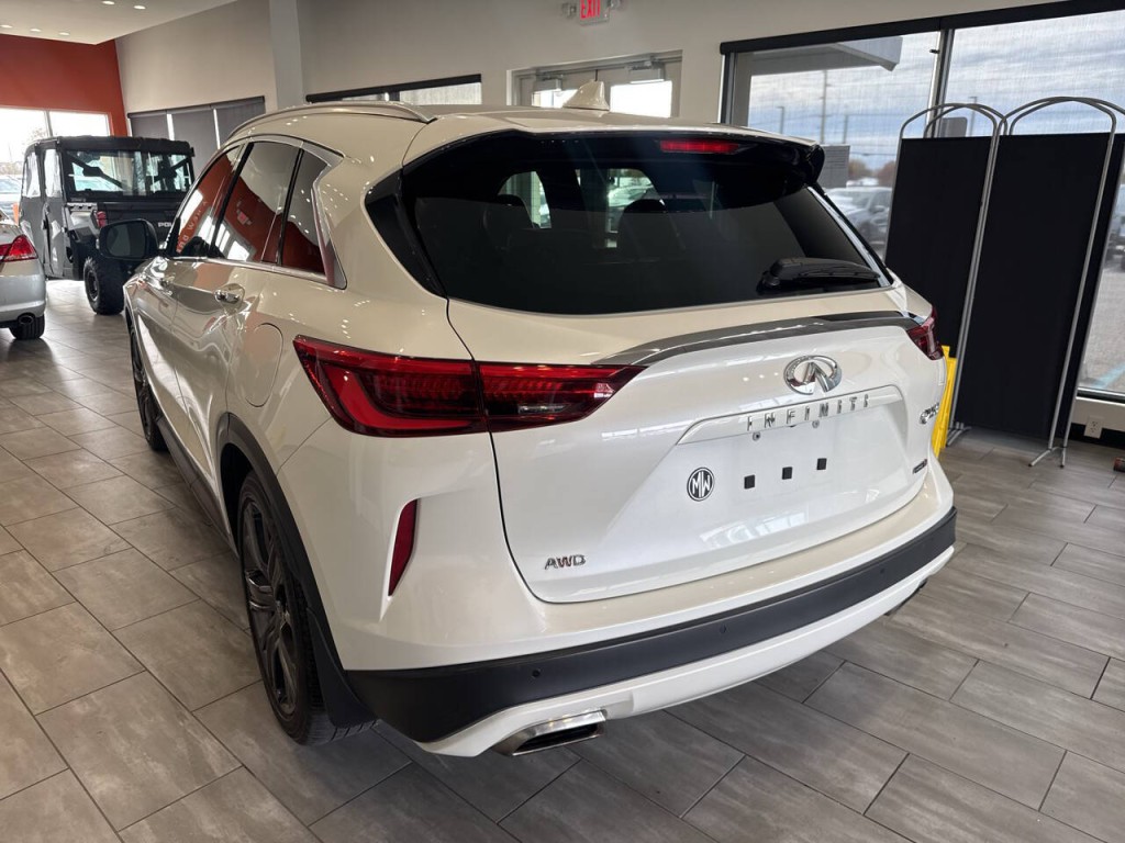 2020 INFINITI QX50 Image 11