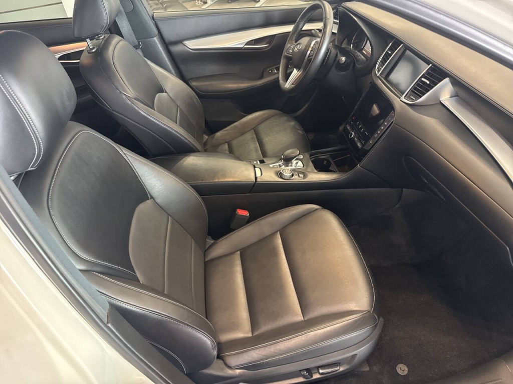 2020 INFINITI QX50 Image 19
