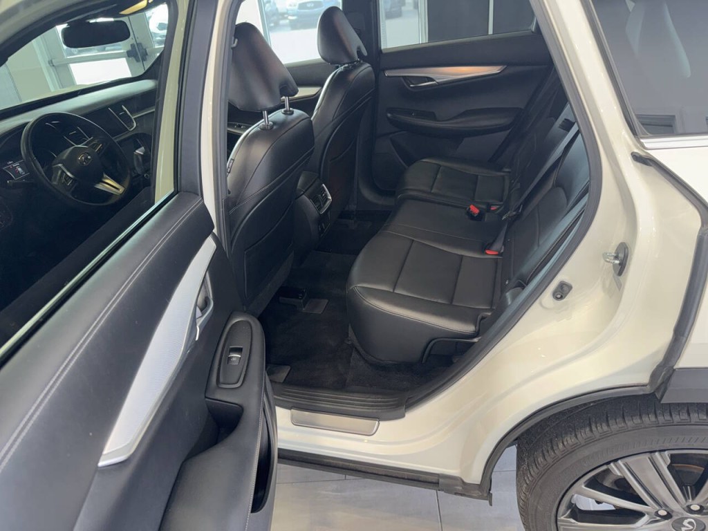 2020 INFINITI QX50 Image 28