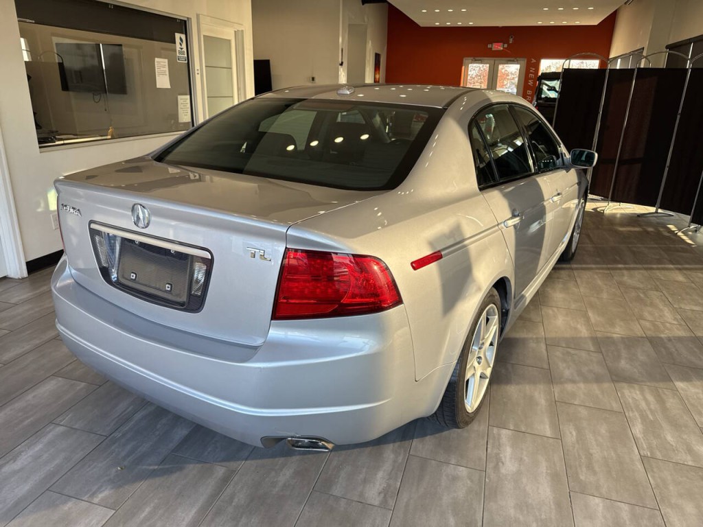 2005 Acura TL Image 7