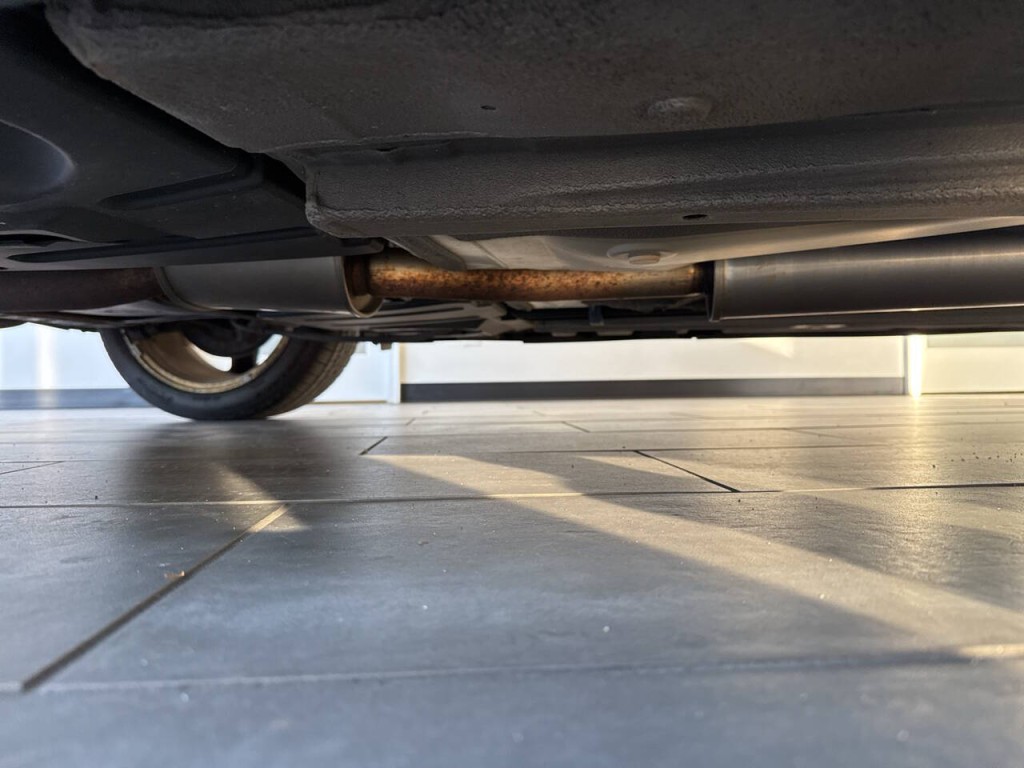 2005 Acura TL Image 45