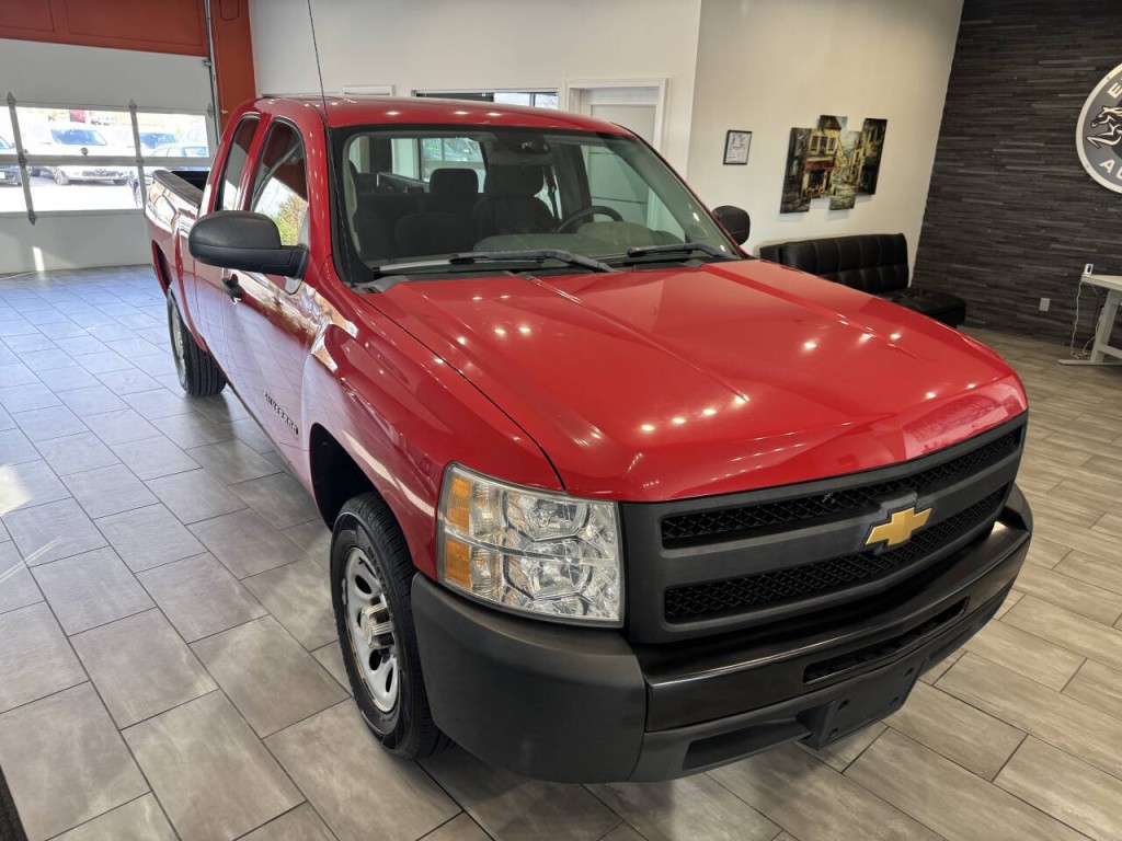 2012 Chevrolet Silverado 1500 Image 2