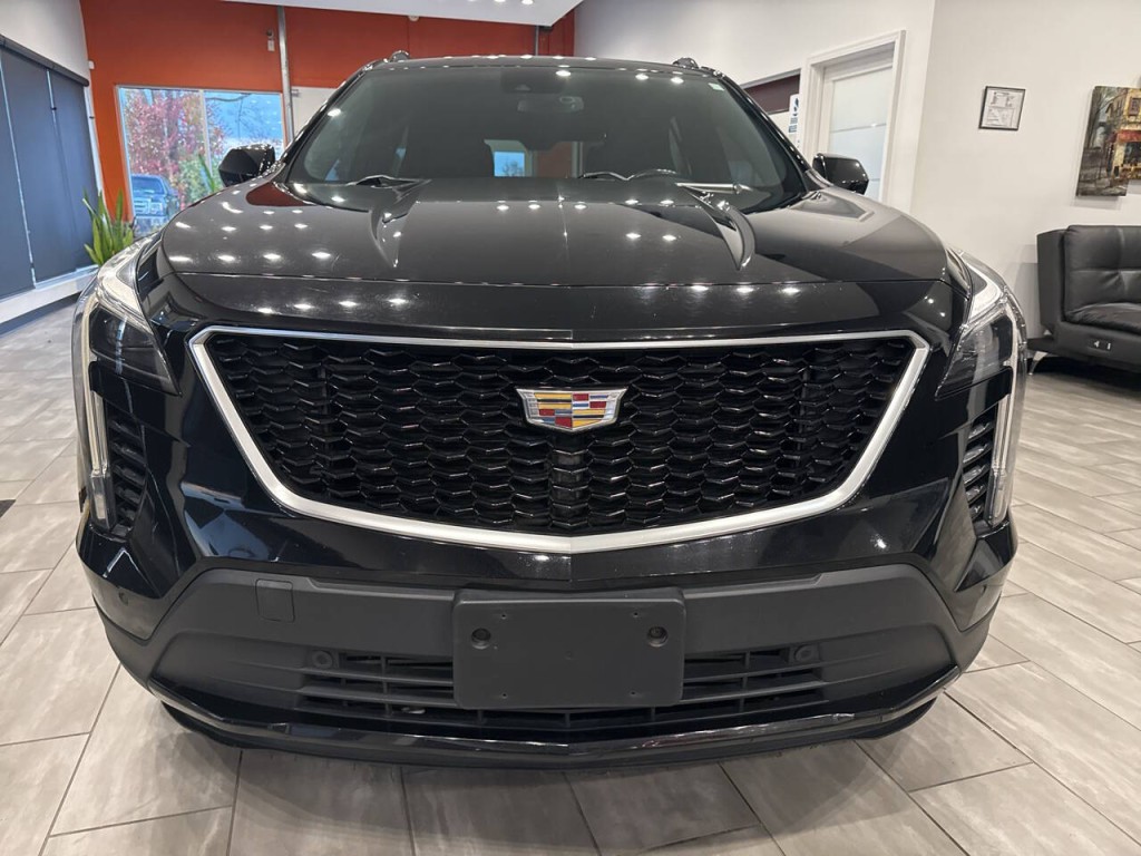 2019 Cadillac XT4 Image 2