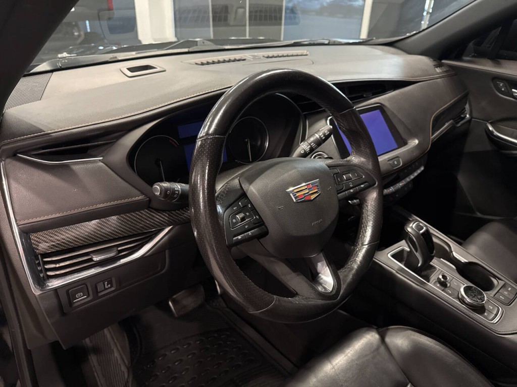 2019 Cadillac XT4 Image 15