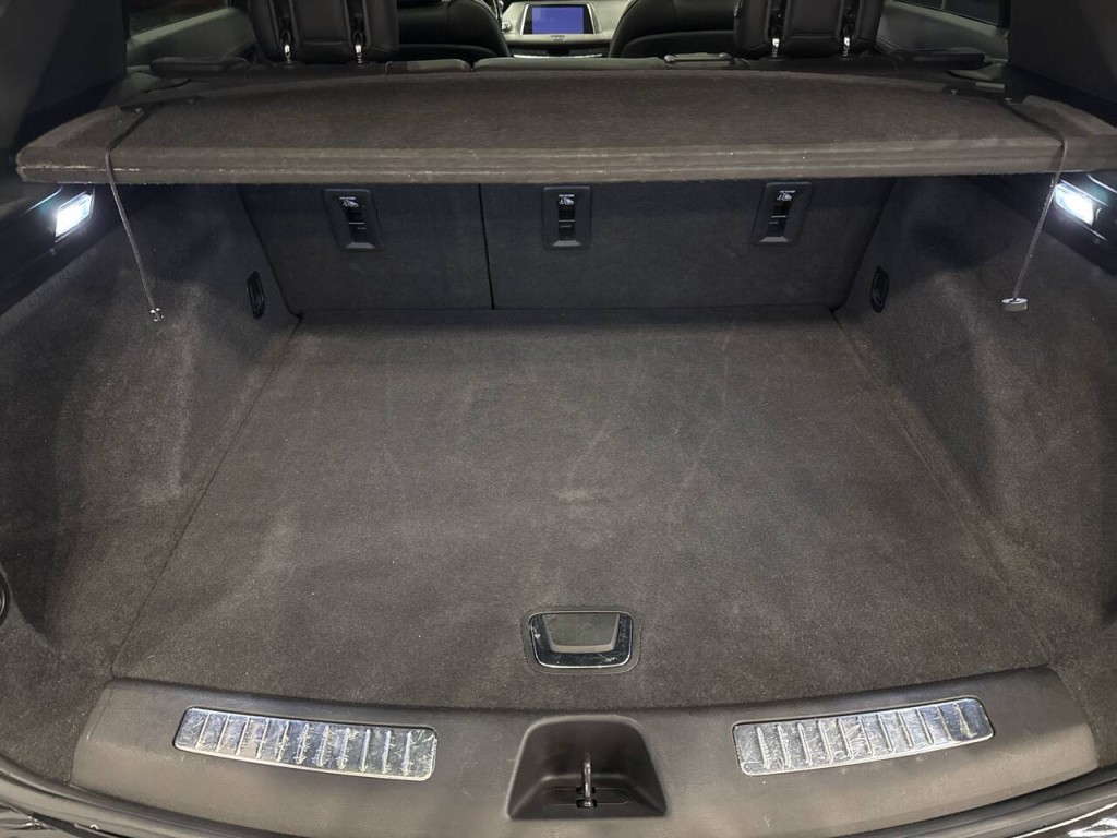 2019 Cadillac XT4 Image 28