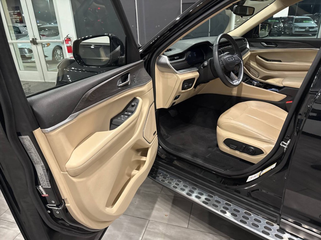 2021 Jeep Grand Cherokee Image 13