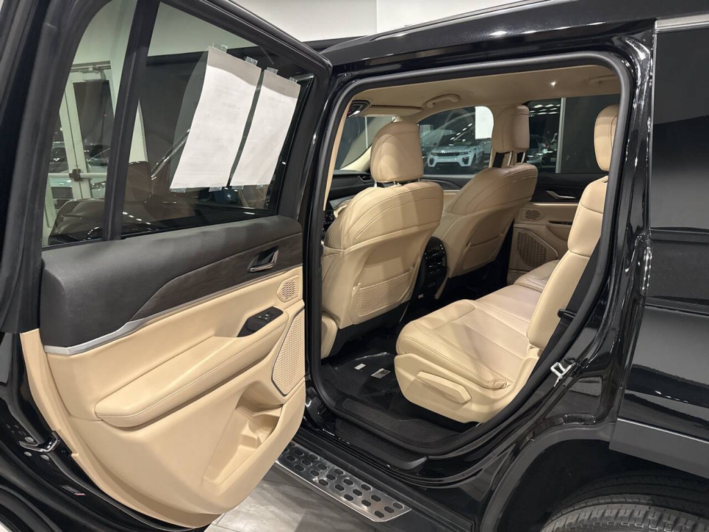 2021 Jeep Grand Cherokee Image 24