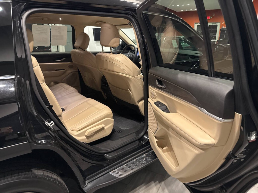 2021 Jeep Grand Cherokee Image 35