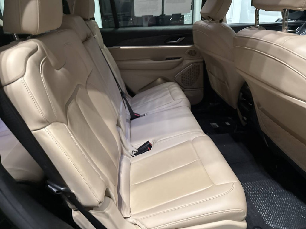 2021 Jeep Grand Cherokee Image 37