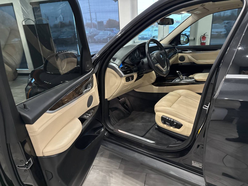 2016 BMW X5 Image 20