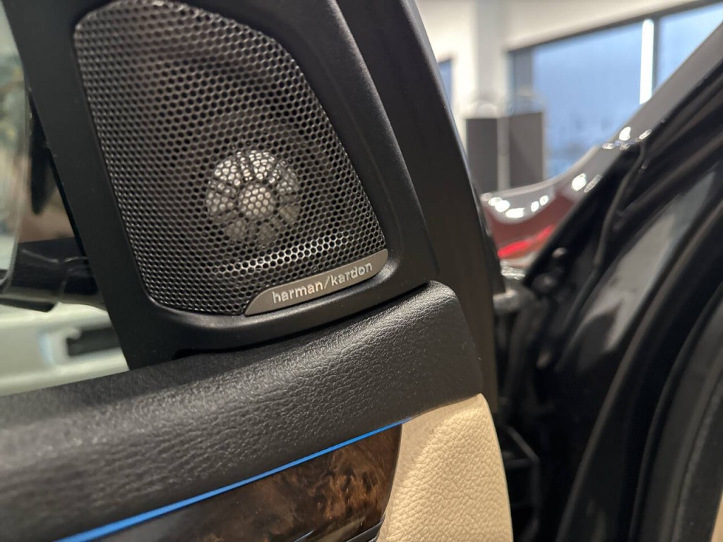 2016 BMW X5 Image 34