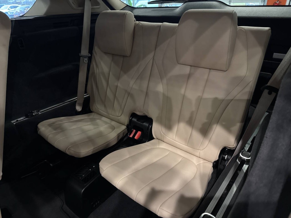 2016 BMW X5 Image 38