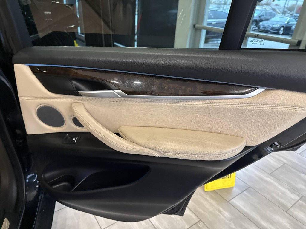 2016 BMW X5 Image 47