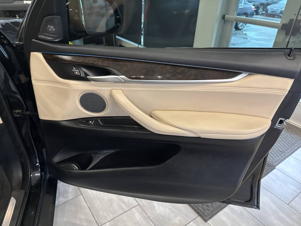2016 BMW X5 Image 51