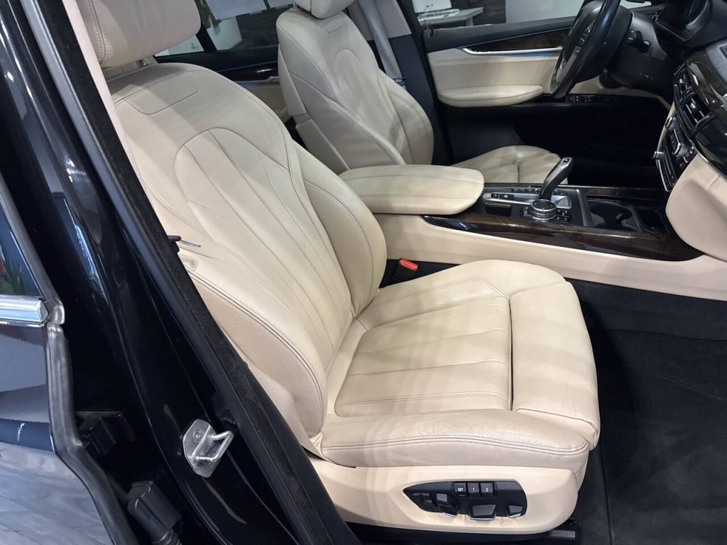 2016 BMW X5 Image 52