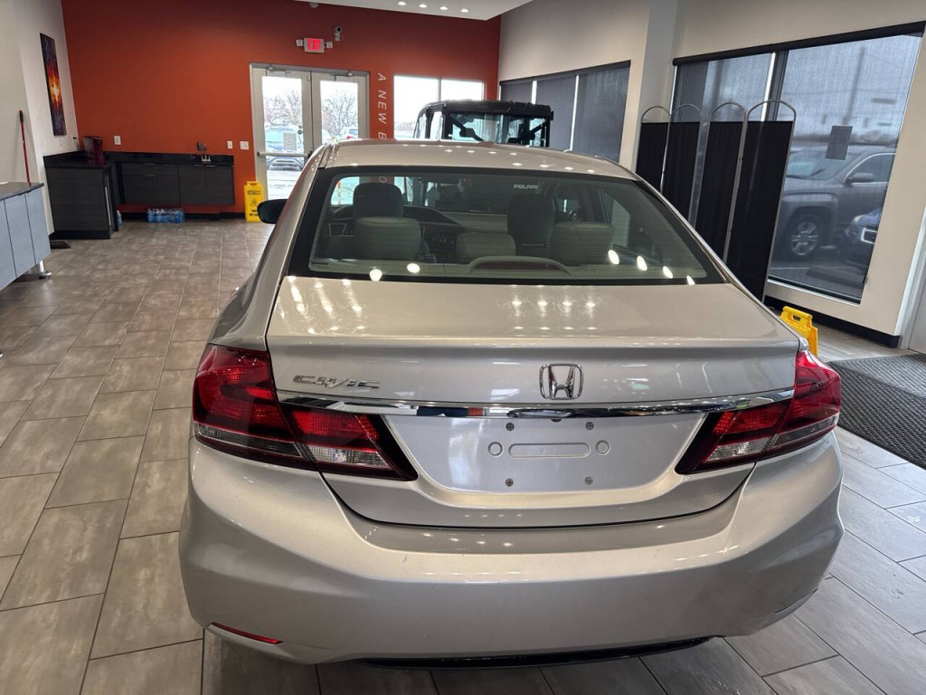 2014 Honda Civic Image 15