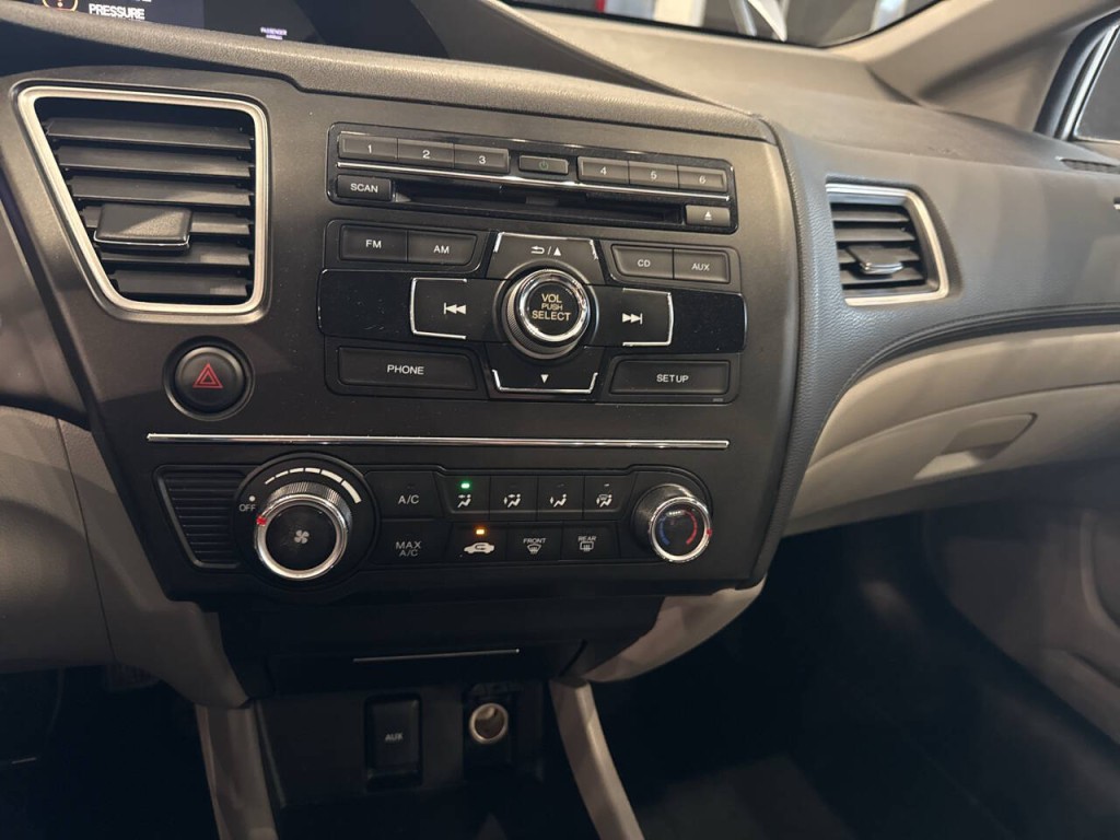 2014 Honda Civic Image 28