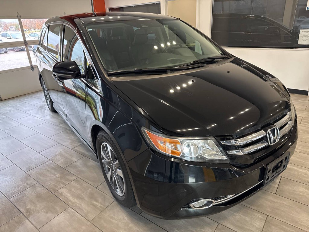 2015 Honda Odyssey Image 4