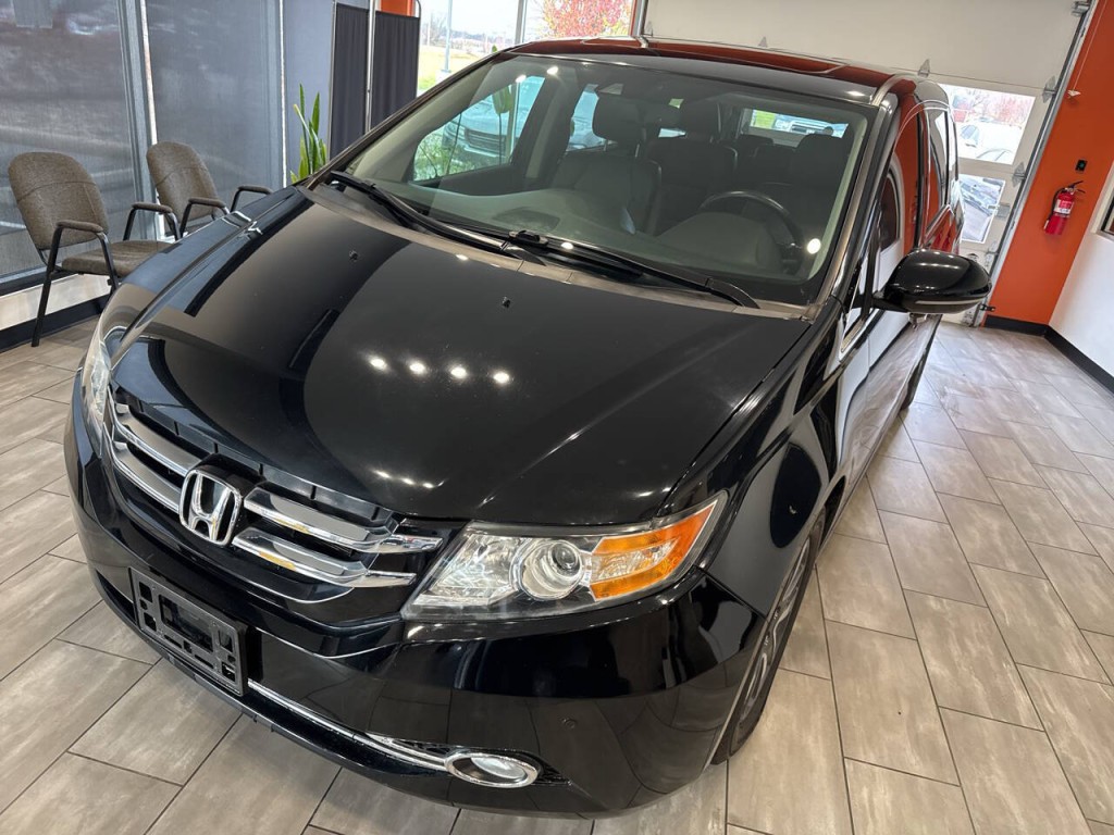 2015 Honda Odyssey Image 8