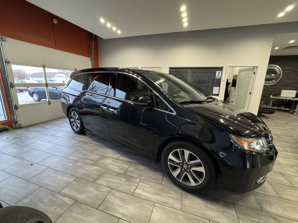 2015 Honda Odyssey Image 14