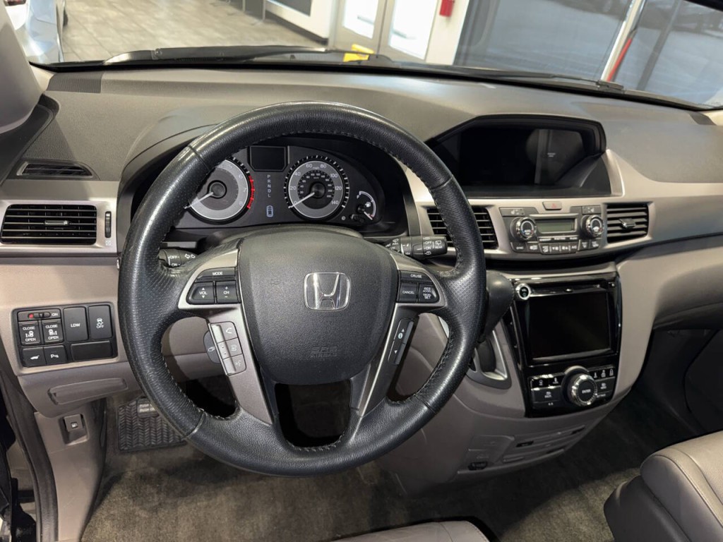 2015 Honda Odyssey Image 20