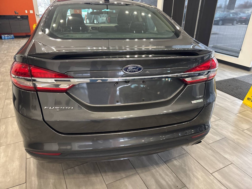 2017 Ford Fusion Image 15