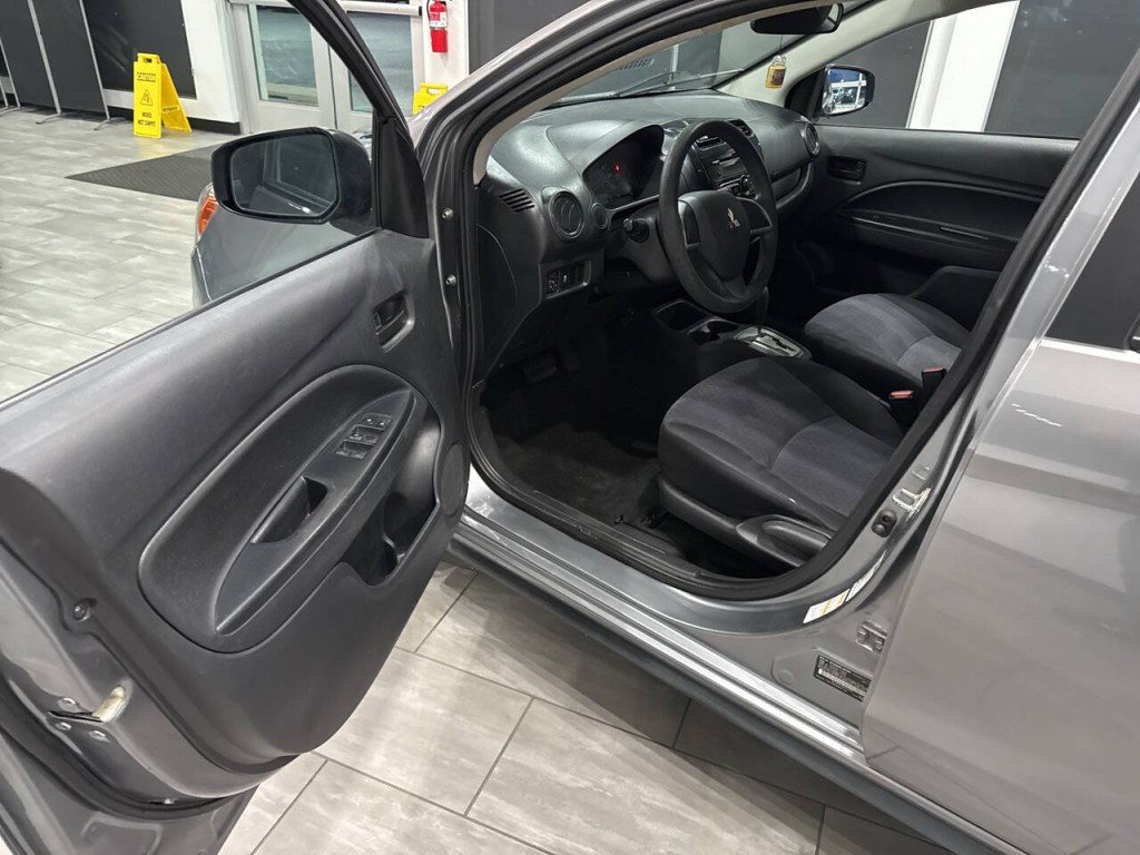 2017 Mitsubishi Mirage Image 12