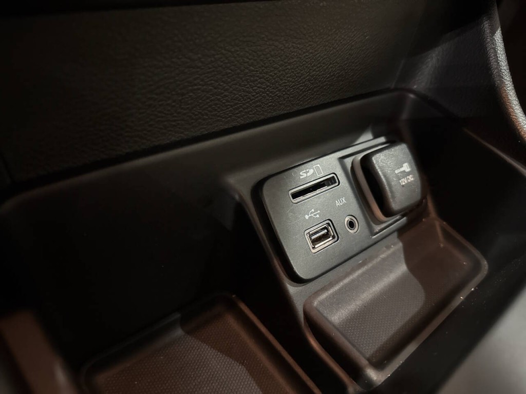 2015 Jeep Cherokee Image 22