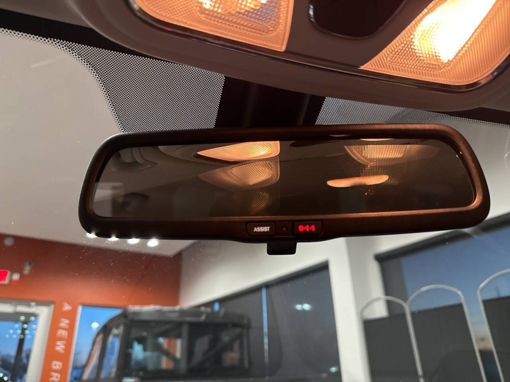 2015 Jeep Cherokee Image 25