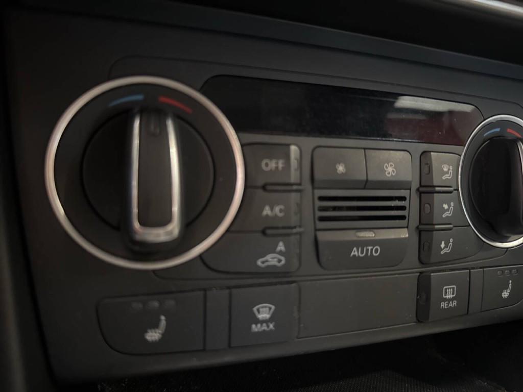 2018 Audi Q3 Image 37